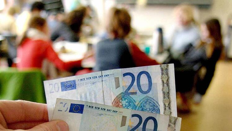 Die Ausgaben für ein Kind bis zum 18. Lebensjahr beziffert das Statistische Bundesamt auf insgesamt 120.000 Euro.  Foto: dpa