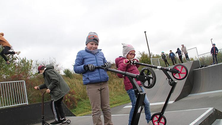 Tolle Tricks zeigten die Skater beim ersten Contest. Foto: Gerda Völk
