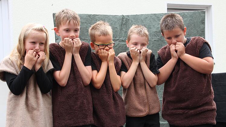 Die zweite Klasse überzeugte mit einem Theaterstück, das einen nachhaltigen Umgang mit Wasser thematisierte