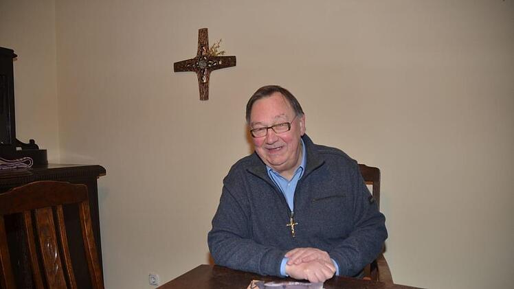 Pater Werner Pieper OMI, Rektor im Oblatenkloster St. Heinrich in Kronach, wird 75 und steckt noch voller Energie, vergisst aber auch nicht den Humor und ist stets zu einem Scherz aufgelegt.  Foto: K.- H. Hofmann