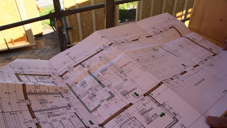 Das Gebäude sieht zwei Etagen mit Gaststube und zehn Gästezimmern vor. Foto: Ulrike Müller