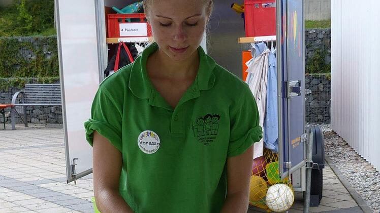 Ich werde ein Schmetterling - beim Spielmobil des Landkreises Kulmbach kein Problem...