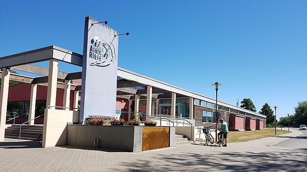 15 Jahre alt ist das Freizeitbad Aqua Riese. Jetzt will man schauen, welche Arbeiten in der kommenden Zeit hier anstehen. Fotos: Tobias Kindermann