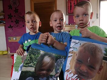 Jetzt läuft für Max, Ben und Luca (von links) die Eingewöhnung in den Kindergarten.  Josef Hofbauer