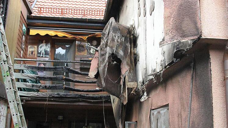 Rechts das Anwesen des Brandleiders, links das der Nachbarin Foto: Friedwald Schedel