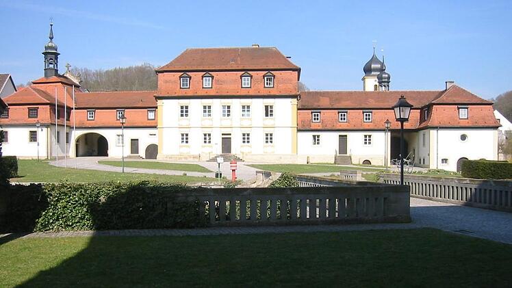 Dank staatlicher Zuschüsse kann das Ebelsbacher Verwaltungsgebäude energetisch saniert und weitgehend barrierefrei umgebaut werden. Der Maßnahmenkatalog und die Kostenschätzungen wurden dem Gemeinderat bei seiner Sitzung am Mittwoch vorgestellt.Sabine Weinbeer