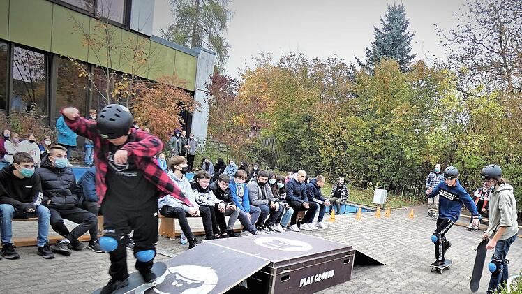 Auf der Skateranlage fand ein Abschluss-Event an der Mittelschule in Mainleus statt.