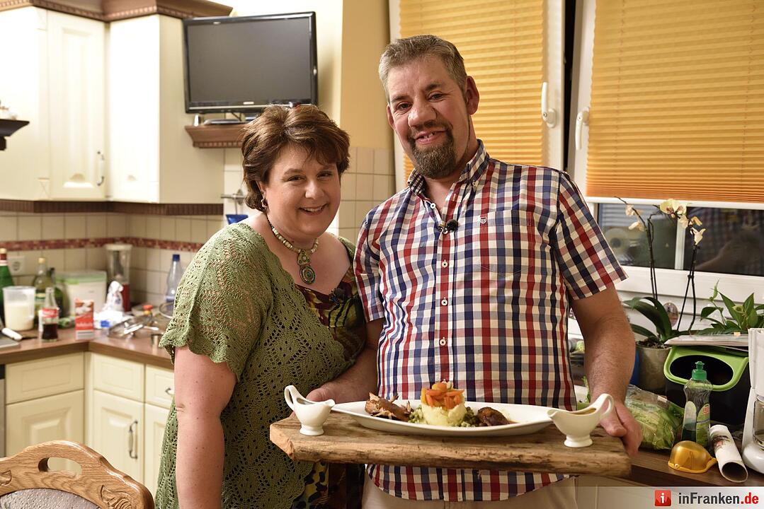 Das perfekte Promi Dinner _ Bauer sucht Frau-Spezial