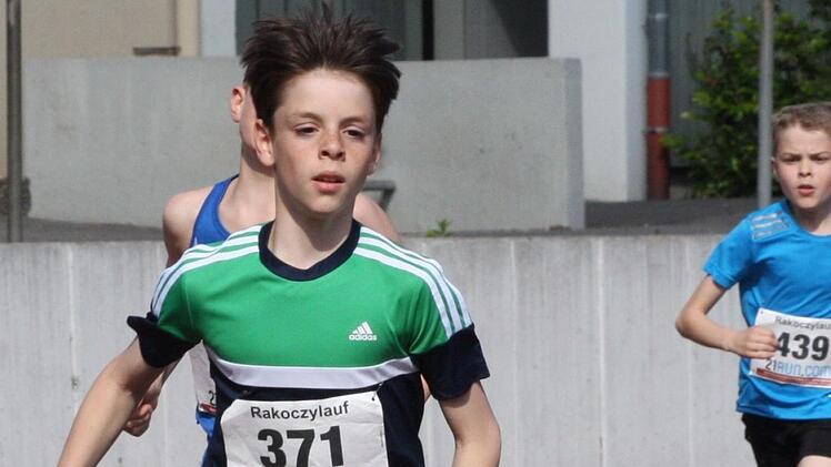 Claudio Hemberger (1. FC Rottershausen) war der erfolgreichste Teilnehmer bei den Unterfränkischen Meisterschaften der Schüler U14. In der Altersklasse M11 gewann er vier Titel.  Foto: Nürnberger