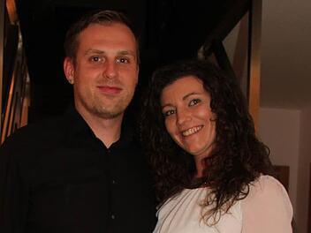 Sie freuen sich auf den Fasching: Simone Sesselmann und Dominic Kozany Foto: Sonny Adam