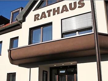 Im Markt Burkardroth ruht das Baugewerbe nicht. Das liegt an vielen Bauherren, aber auch an der Verwaltung.