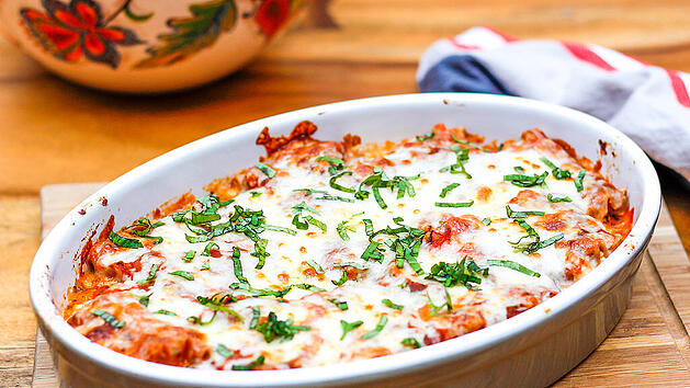 Cremig und lecker: Vegetarischer Tomaten-Nudel-Auflauf