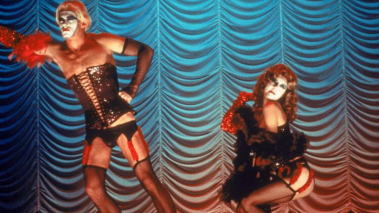 Das Kunstwesen Rocky Horror (Peter Hinwood) und Janet Weiss (Susan Sarandon) stolpern in eine ungew&ouml;hnliche Love Story.