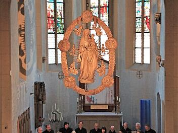 Das Ensemble Vocal aus Münnerstadt begeisterte in der Kirche "Maria im Weingarten".  Foto: Fridolin Remmler