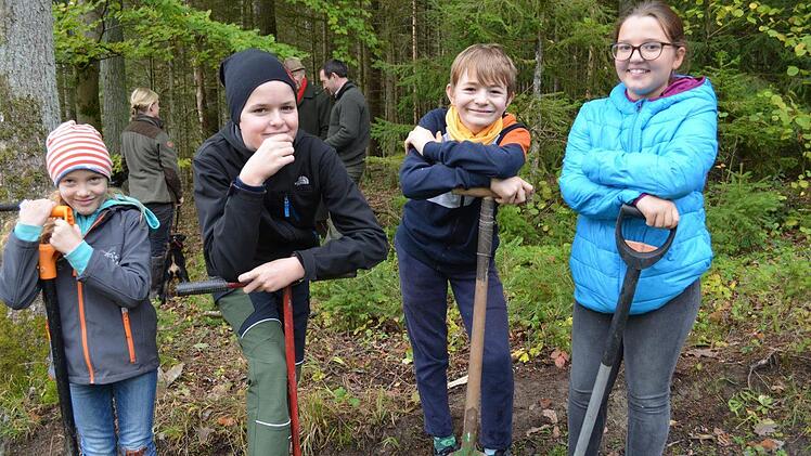 Ida, Leonard, Oskar und Lena wollen Botschafter für Klimagerechtigkeit sein. Foto: Gabi Bertram