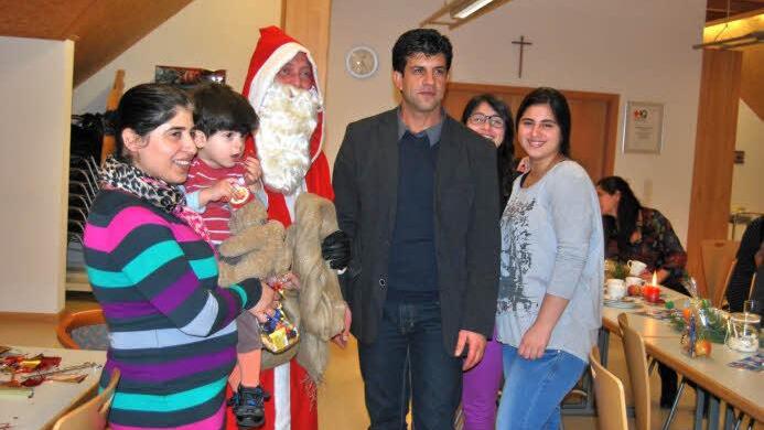 Familie Abbas führte ein Leben in Frieden in Hofheim. Seit wenigen Tagen schlafen sie nicht mehr, weinen und essen kaum noch. Ihnen droht die Abschiebung nach Bulgarien. Foto: Johanna Eckert