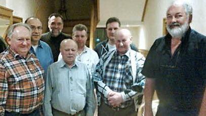 Sie führen die Jagdgenossenschaft Michelau (von links): Max Gagel, Stefan Weisser, Gerhard Pohl, Wolfgang Schardt, Axel Schardt, Tino Kraus, Herbert Müller und der Vorsitzende Roland Ponsel.  Foto: privat