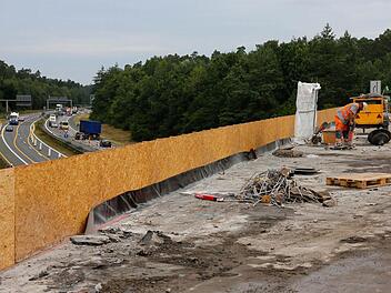Blick von der Brückenbaustelle der B 505 auf die A 73 zwischen Bamberg-Süd und Bamberg-Ost Foto: Matthias Hoch