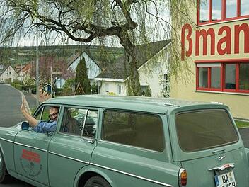 Dieser Volvo fährt bei der Rosenhut-Rallye mit. Foto: Lothar Hausstein