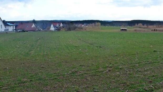 Direkt an den Ortsrand soll das neue Baugebiet anschließen. Foto: Thomas Schöbel