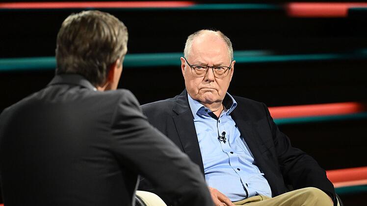 SPD-Politiker Peer Steinbrück forderte bei "Markus Lanz" eine erhebliche Reform des Sozialstaates.