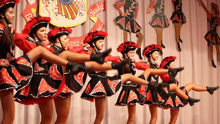 Gardetanz der Brückenauer Prinzengarde. Foto: Thomas Dill