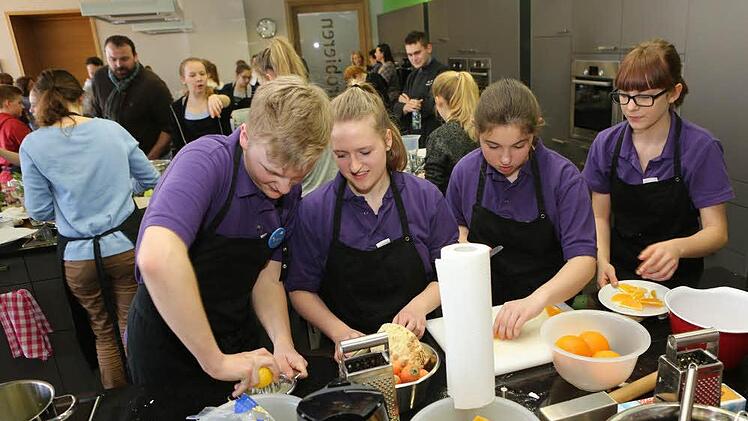 Impressionen vom ersten Kulmbacher Kochduell der Schulen Foto: Barbara Herbst