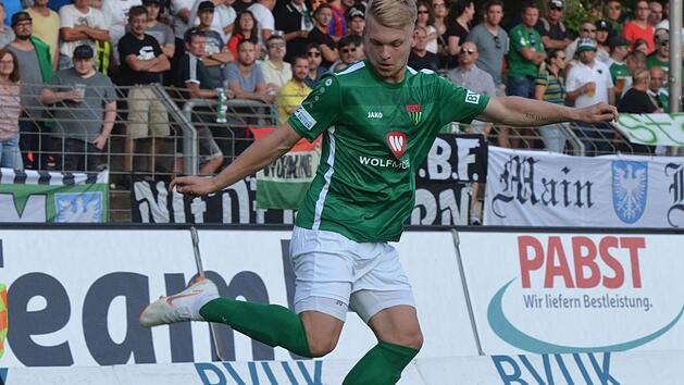 Die Formkurve zeigt  nach oben: Nur ein Liga-Treffer fehlt dem Schweinfurter Neuzugang Stefan Maderer. Marion Wetterich
