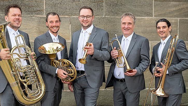 Das Blechbläserquintett „Classic Brass“ besteht aus (von links) Roland Krem, Christian Fath, Zoltan Nagy, Jürgen Gröblehner und Szabolcs Horvath.