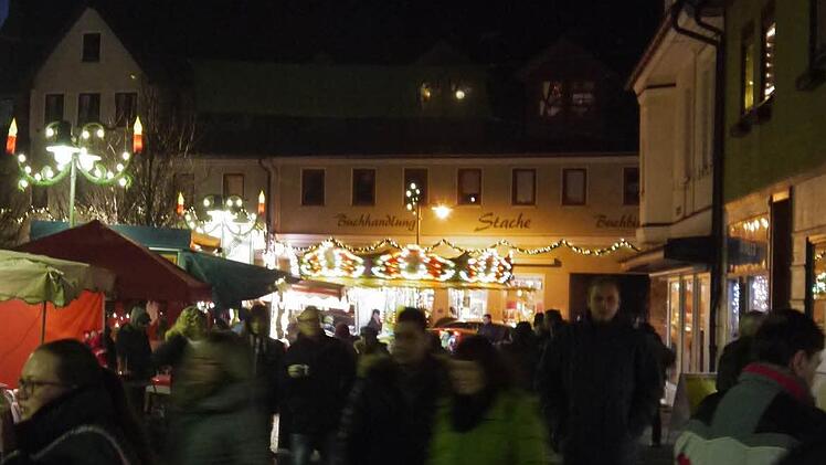 Impressionen vom Neustadter Nikolausmarkt. Foto: Berthold K&ouml;hler
