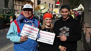 Buntes Faschingstreiben lockte tausende Besucher an.