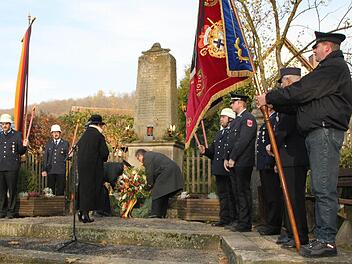 In Bad Brückenau wird am Volkstrauertag den Opfern der Weltkriege gedacht. Foto: Ulrike Müller