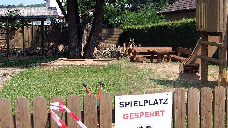 Der Kinderspielplatz im Ostaring bleibt vorerst noch geschlossen. Foto: Andreas Welz