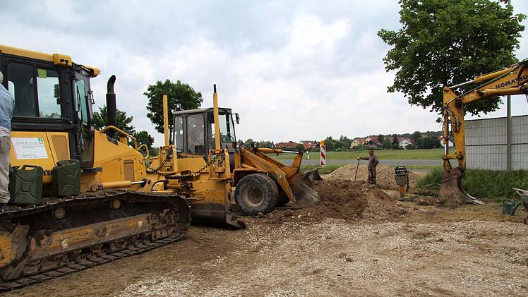 An der Zufahrt wird schon gearbeitet.Richard Sänger