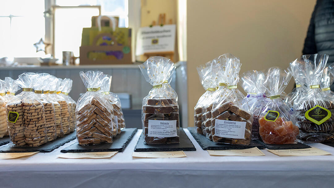 R&ouml;delsee, Traditioneller Weihnachtsmarkt rund um das Schloss