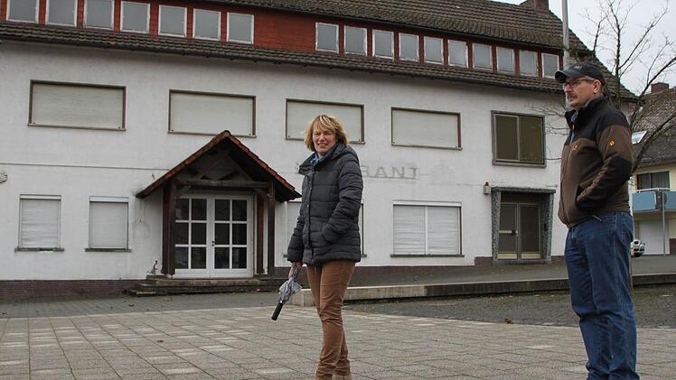 Die Zukunft des Ratskellers ist weiter ungewiss. Bürgermeister Gerd Kleinhenz schließt eine Nutzung als Flüchtlingsunterkunft wegen des Zustands des Gebäudes aus. Foto: Ulrike Müller