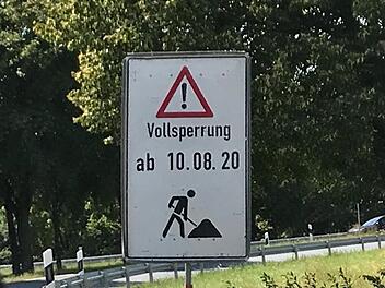 Wer aus Richtung Untersteinach kommt und von der B 289 auf die B 85 Richtung Kreuzstein fahren will, muss eine Umleitung über die Ausfahrt bei Burghaig nehmen. Foto: Alexander Hartmann