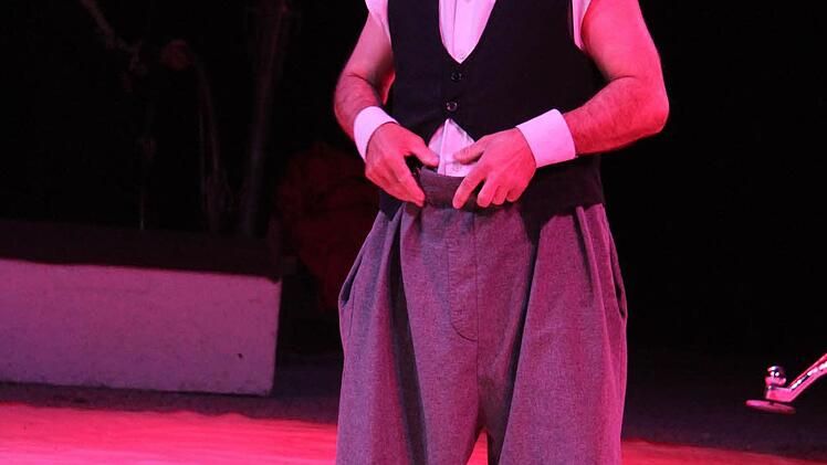 Gagik Avetisyan präsentierte pantomimische Kunststücke von höchstem Niveau: Er arbeitete jahrelang mit der Oleg Popow.