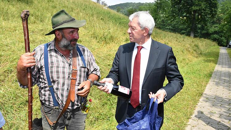 Landrat und SchäferFoto: Ronald Rinklef