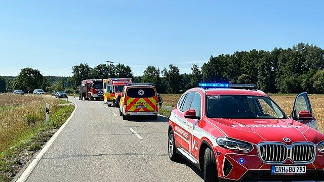 Unfall zwischen Langensendelbach und Igelsdorf: Biker in Feld geschleudert