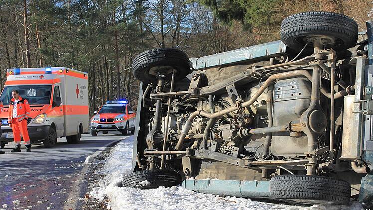 Der Fahrer blieb nach eigenen Angaben unverletzt. Foto: Dominic Buckreus