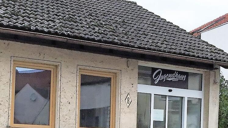 In das Jugendhaus soll mehr Leben einziehen. Zu lange habe das Gebäude leergestanden.  Foto: Evi Seeger