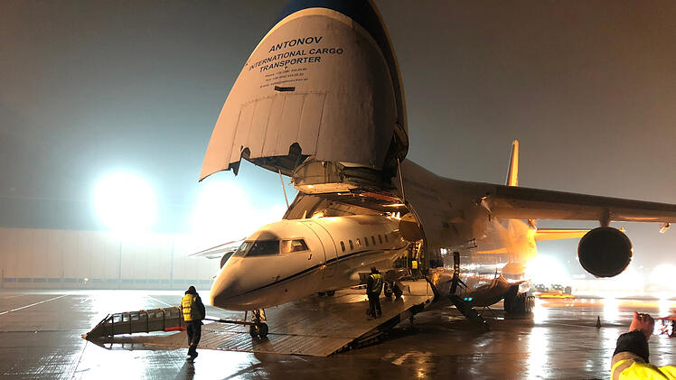 Frachtgigant landete am Airport Nürnberg