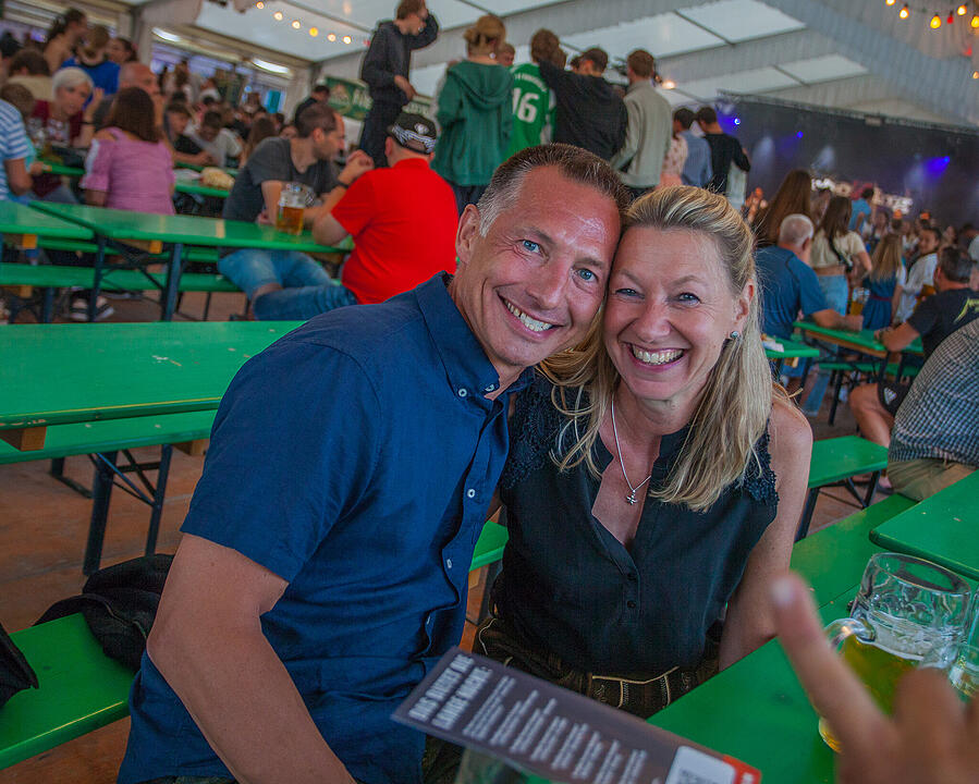 Ausgelassene Stimmung mit rocKing und Tasty 7.