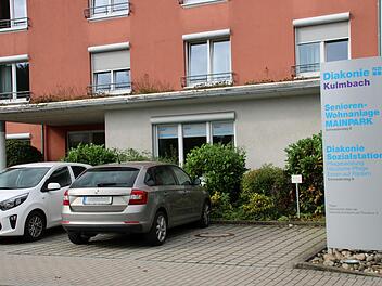 Die Tage der Seniorenwohnanlage "Mainpark" in Kulmbach sind gezählt. 2023 ziehen die Bewohner in das Wohnstift in der Tilsiter Straße um. Foto: Katrin Geyer