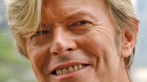 Der britische Rockmusiker David Bowie (†) 2004 in Sydney. Foto: Mick Tsikas/dpa