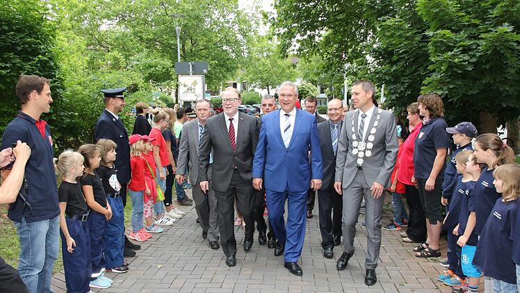 Impressionen vom Blaulichtempfang mit Minister Joachim Herrmann in Rödental. Foto: Michael Stelzner
