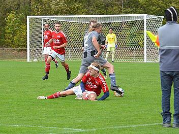 Die Lauertaler punkten im Derby bei der SG Gro&szlig;wenkheim