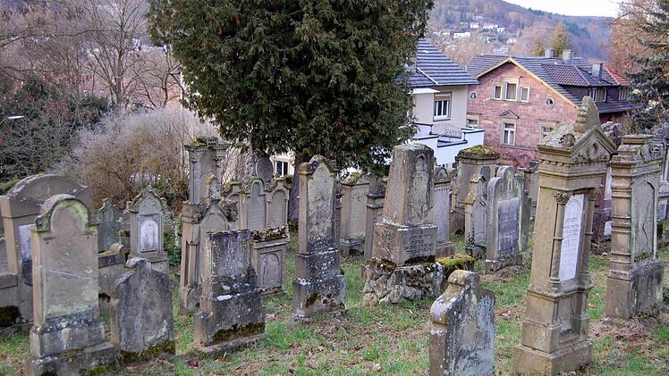 Der jüdische Friedhof in der Bergmannstraße