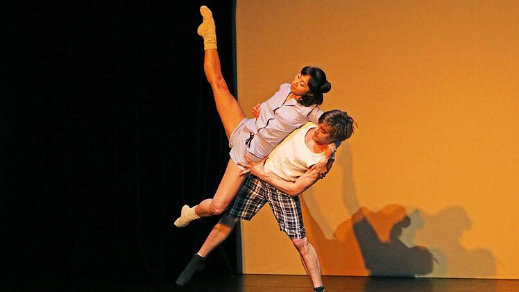 Eunkyung Chung und Niko Ilias König in "Tuning".